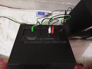 গোল্ডেন ফিট সাউন্ড বক্স