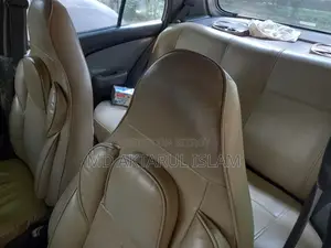 টয়োটা স্টারলেট ১৯৯৬ সিলভার