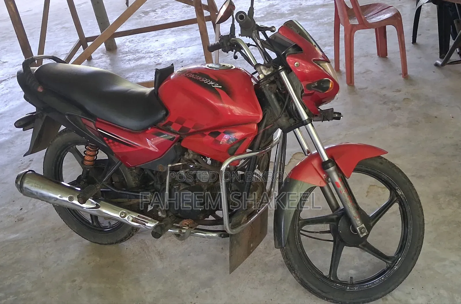 Hero Glamour 2013 Red
