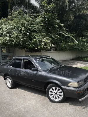 Toyota Corolla Sedan Automatic 1989 Gray