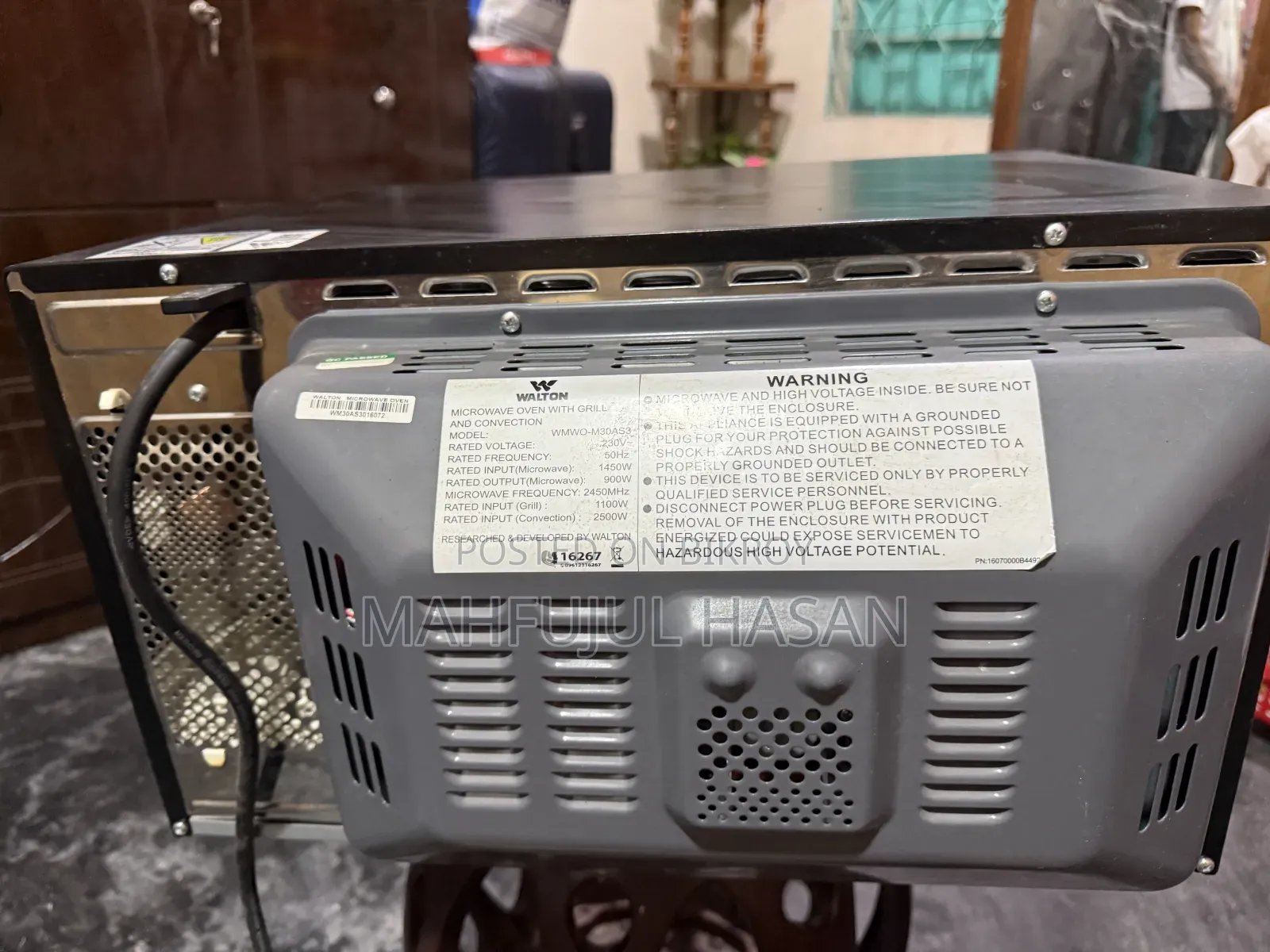Microwave Oven With Grill