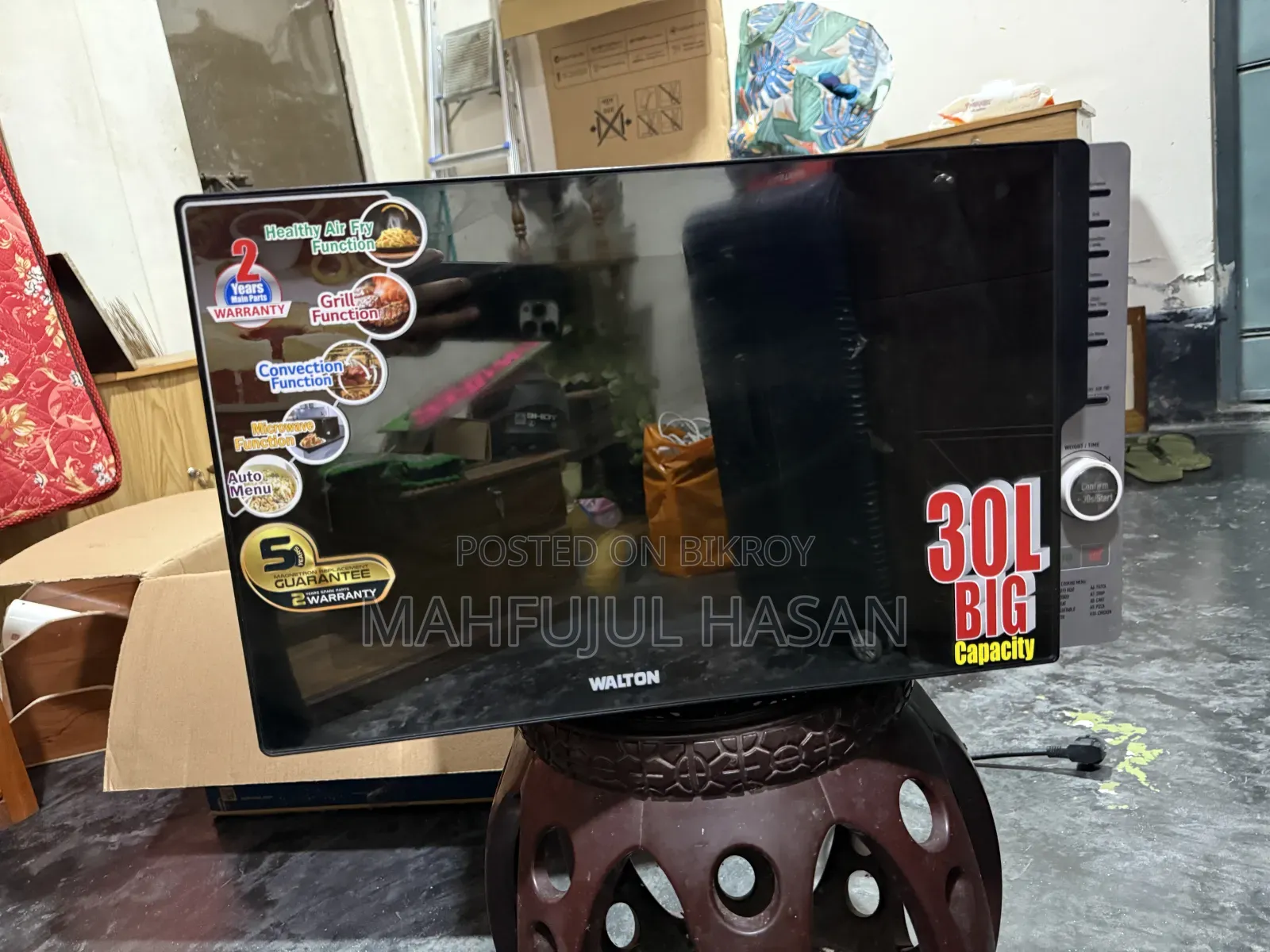 Microwave Oven With Grill