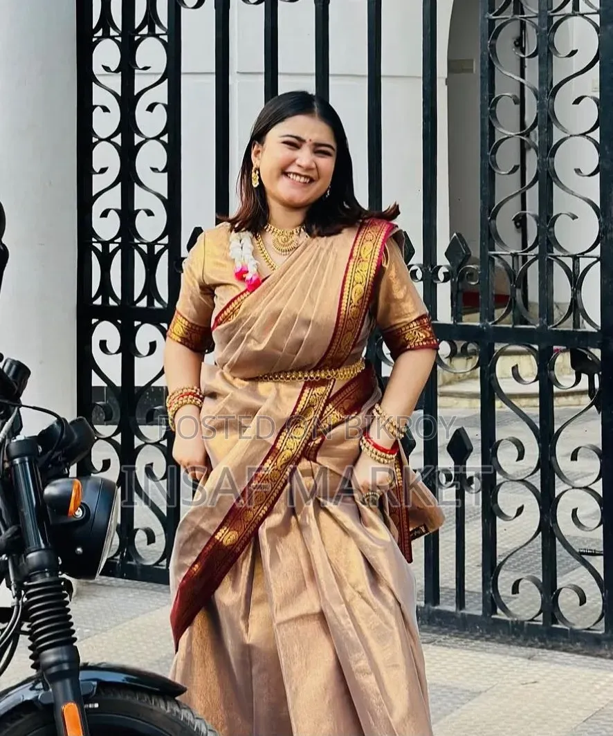 পূজা হিট লামা শাড়ি উইথ ব্লাউজ পিস