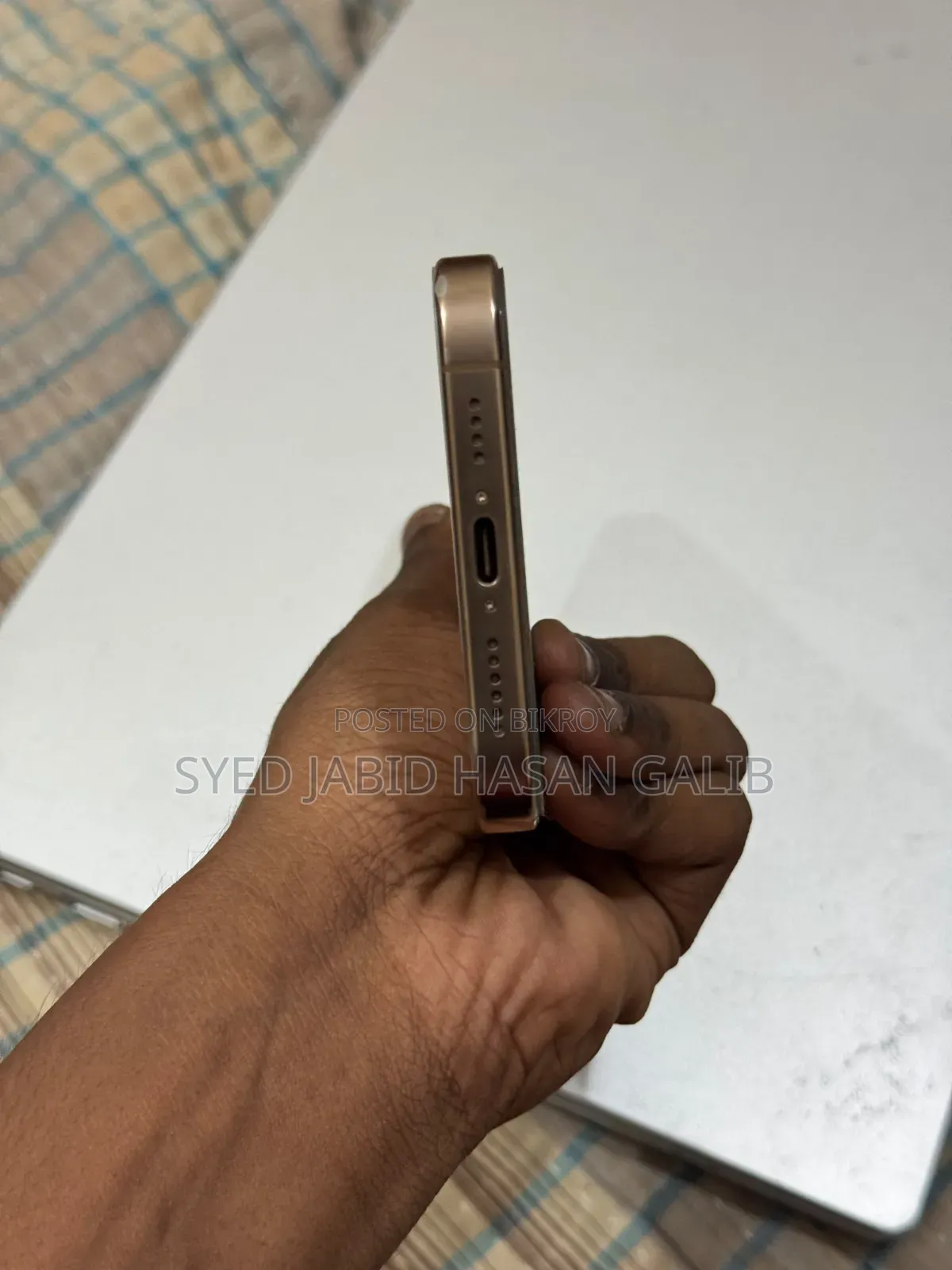 অ্যাপল আইফোন ১৬ প্রো ম্যাক্স ৫১২ জিবি গোল্ড