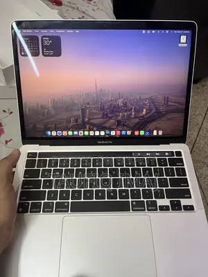 New Laptop Apple MacBook Pro 2020 M1 8GB Apple M1 SSD 256GB