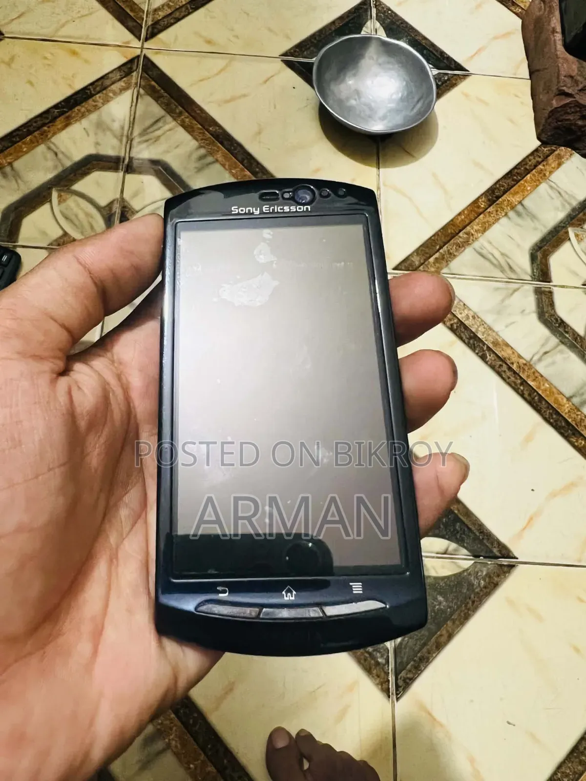 Sony Ericsson BRAVIA S004 Black