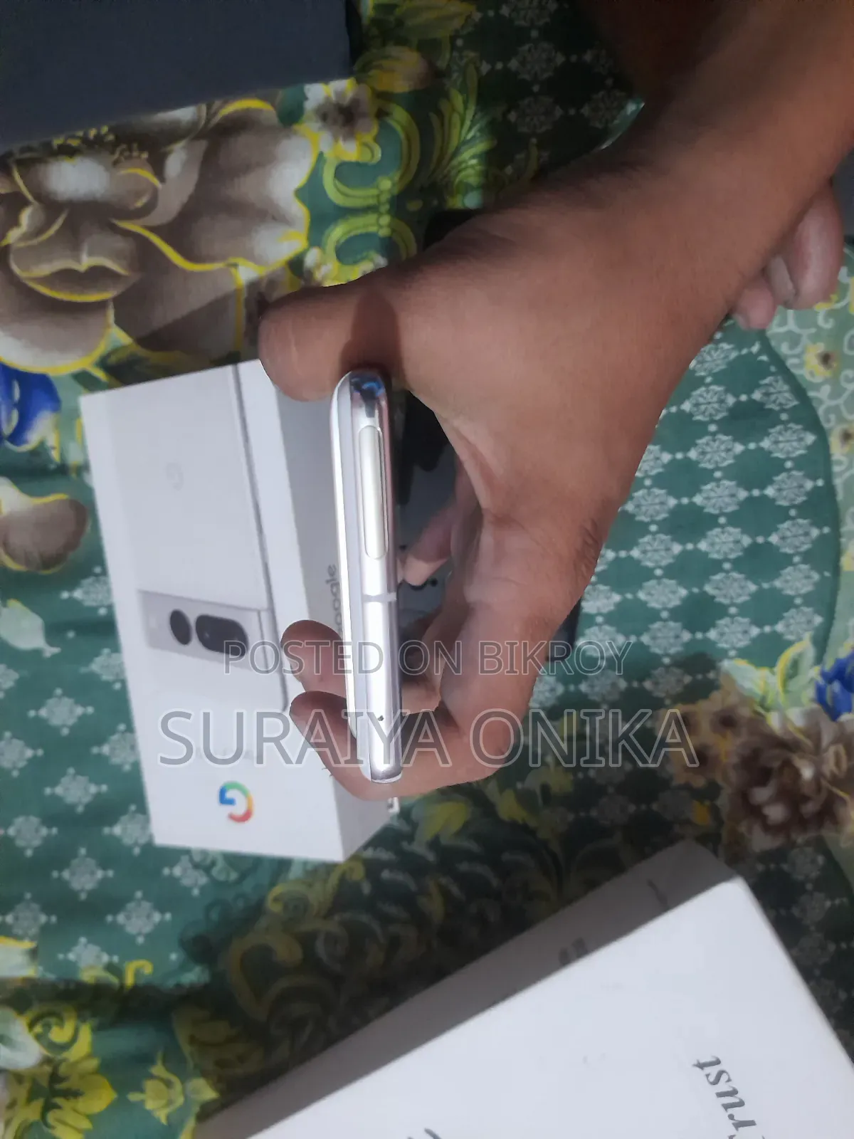 গুগল পিক্সেল ৭ প্রো ১২৮ জিবি হোয়াইট