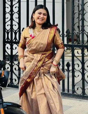 Hit Lama Saree With Blouse Piece