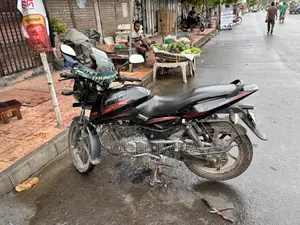 বাজাজ পালসার ১৫০ ২০১৮ কালো