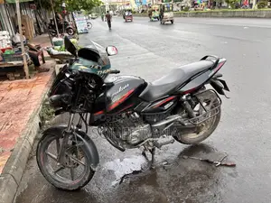 বাজাজ পালসার ১৫০ ২০১৮ কালো