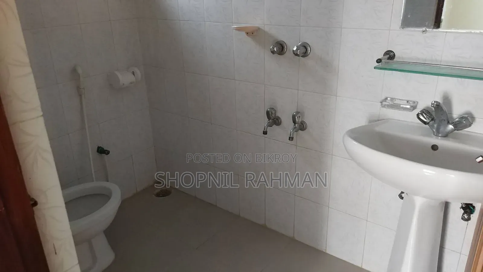 3-Bedroom Apartment in Rayerbazar, Dhanmondi for rent