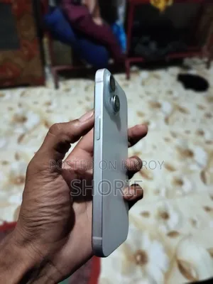 Apple iPhone 15 128 GB White