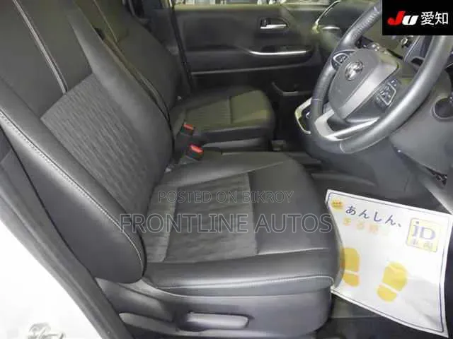 Toyota Noah 2022 Pearl