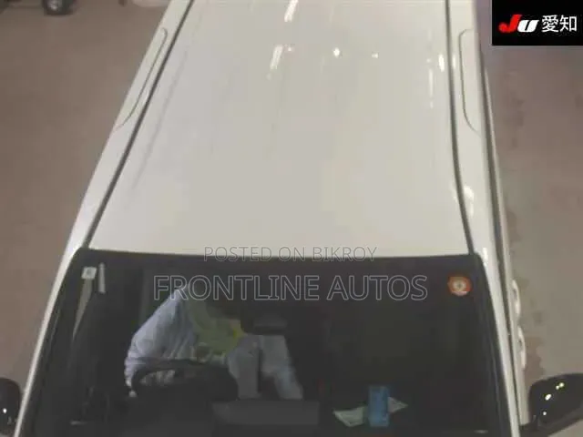 Toyota Noah 2022 Pearl