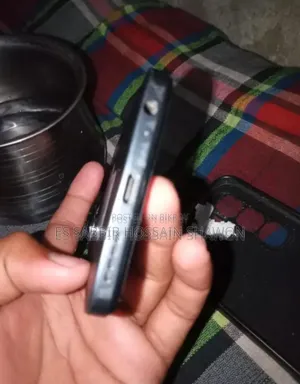 Infinix Hot 60i 128 GB Black