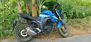সুজুকি জিক্সার ২০১৮ নীল