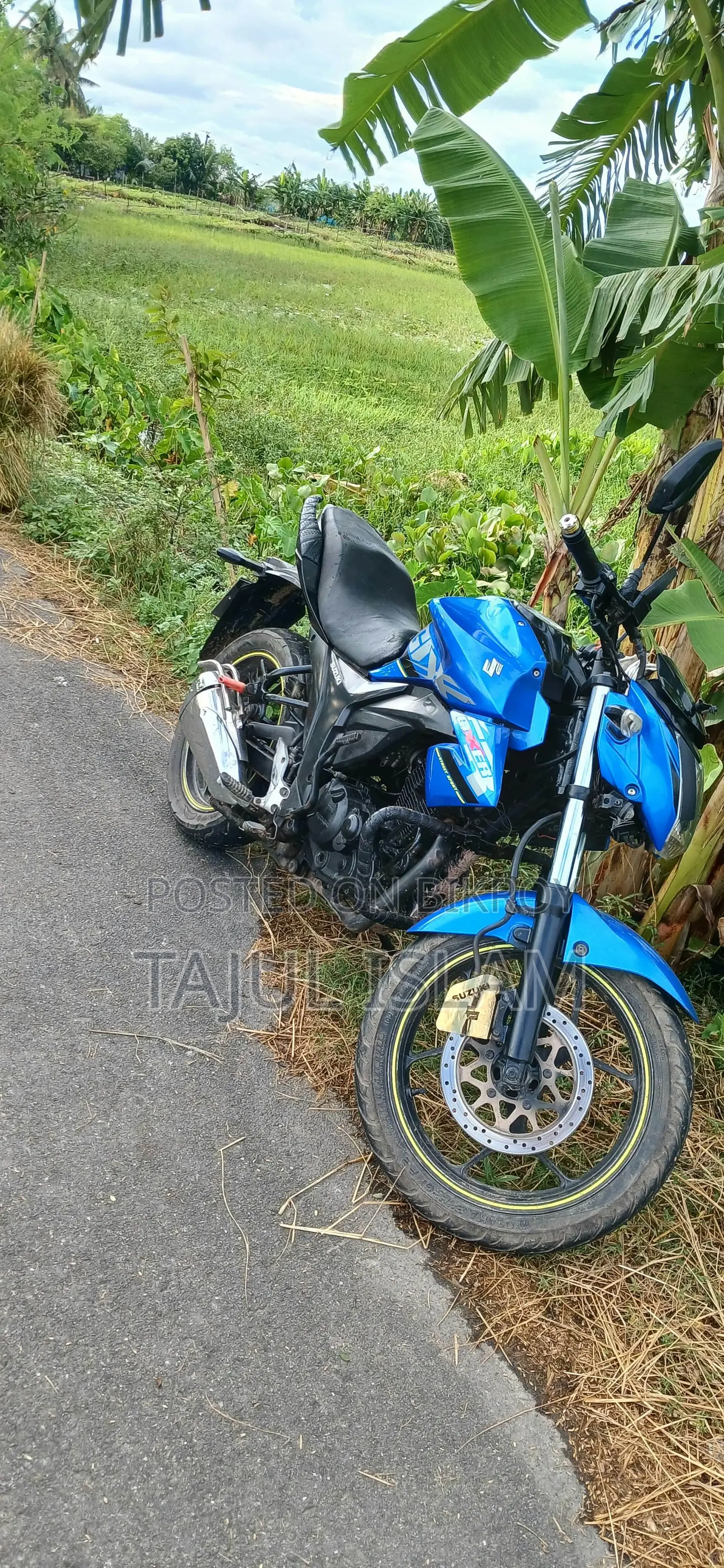 সুজুকি জিক্সার ২০১৮ নীল