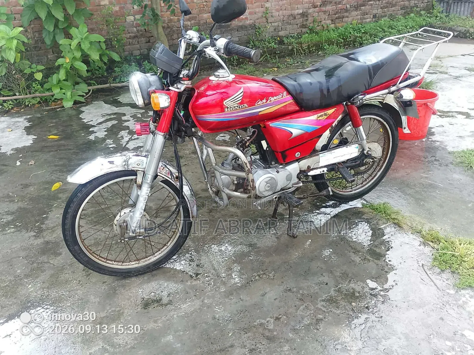 Honda 2010 Red
