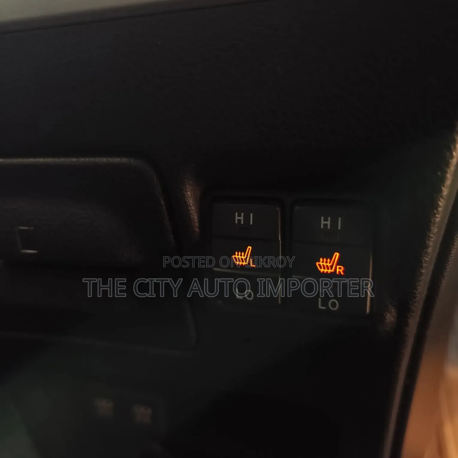 Toyota Esquire 2.0 AWD (7 Seater) 2021 Pearl