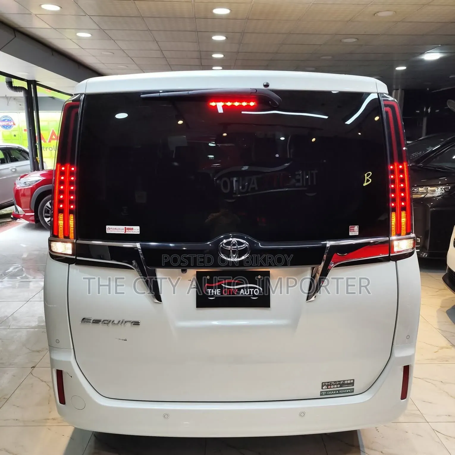 Toyota Esquire 2.0 AWD (7 Seater) 2021 Pearl