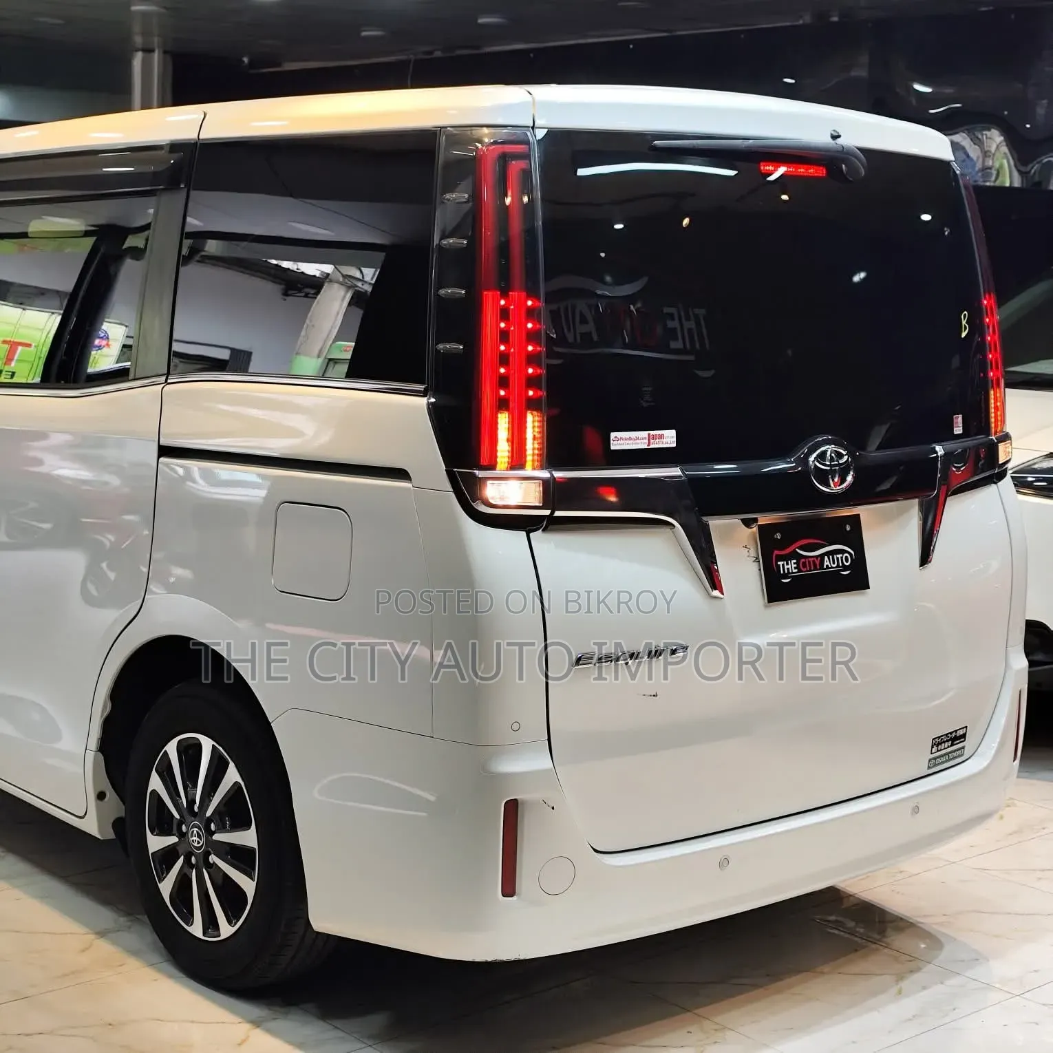 Toyota Esquire 2.0 AWD (7 Seater) 2021 Pearl