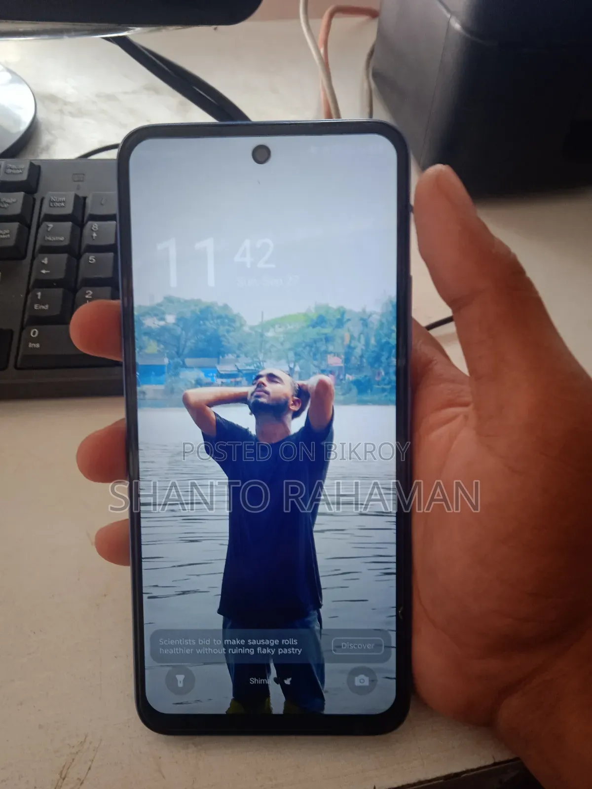 Infinix Hot 60i 128 GB Purple