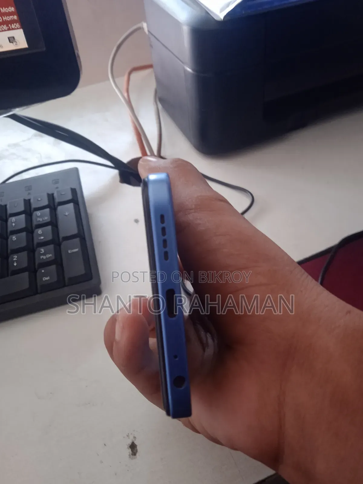 Infinix Hot 60i 128 GB Purple