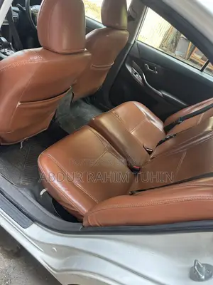 টয়োটা অ্যালিওন ২০১৭ পার্ল