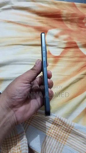 Tecno Spark 30 128 GB Gold