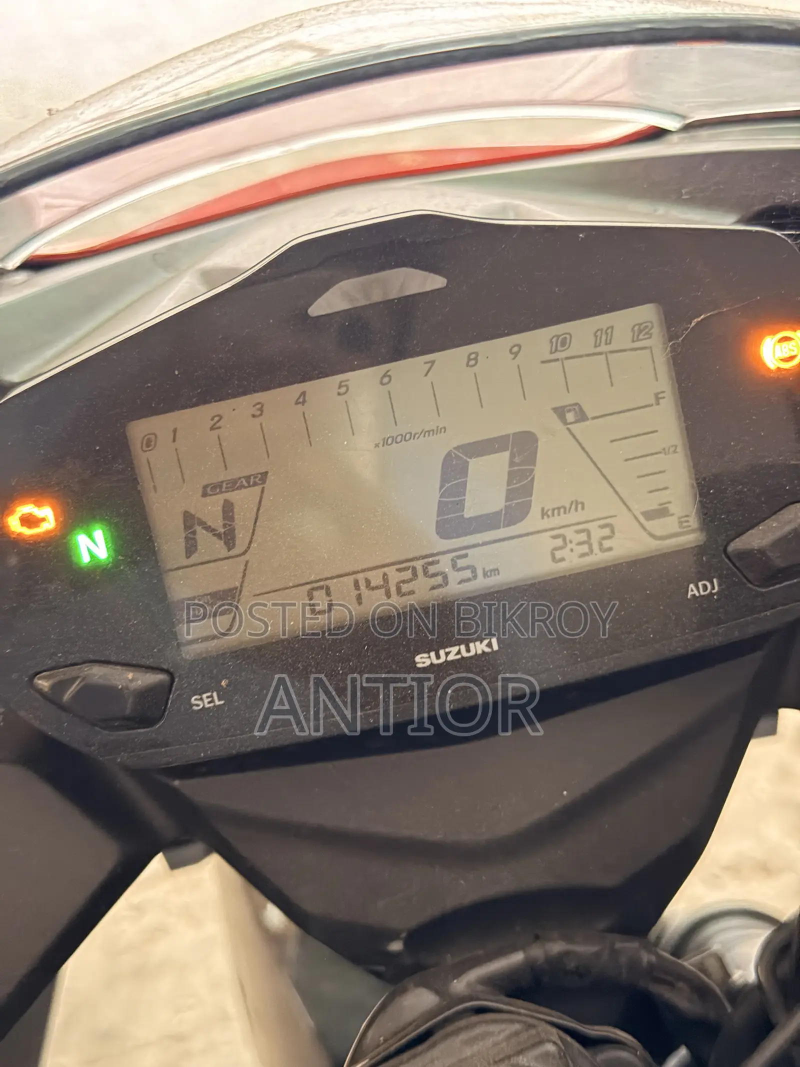 New Suzuki Gixxer SF 2024 Orange