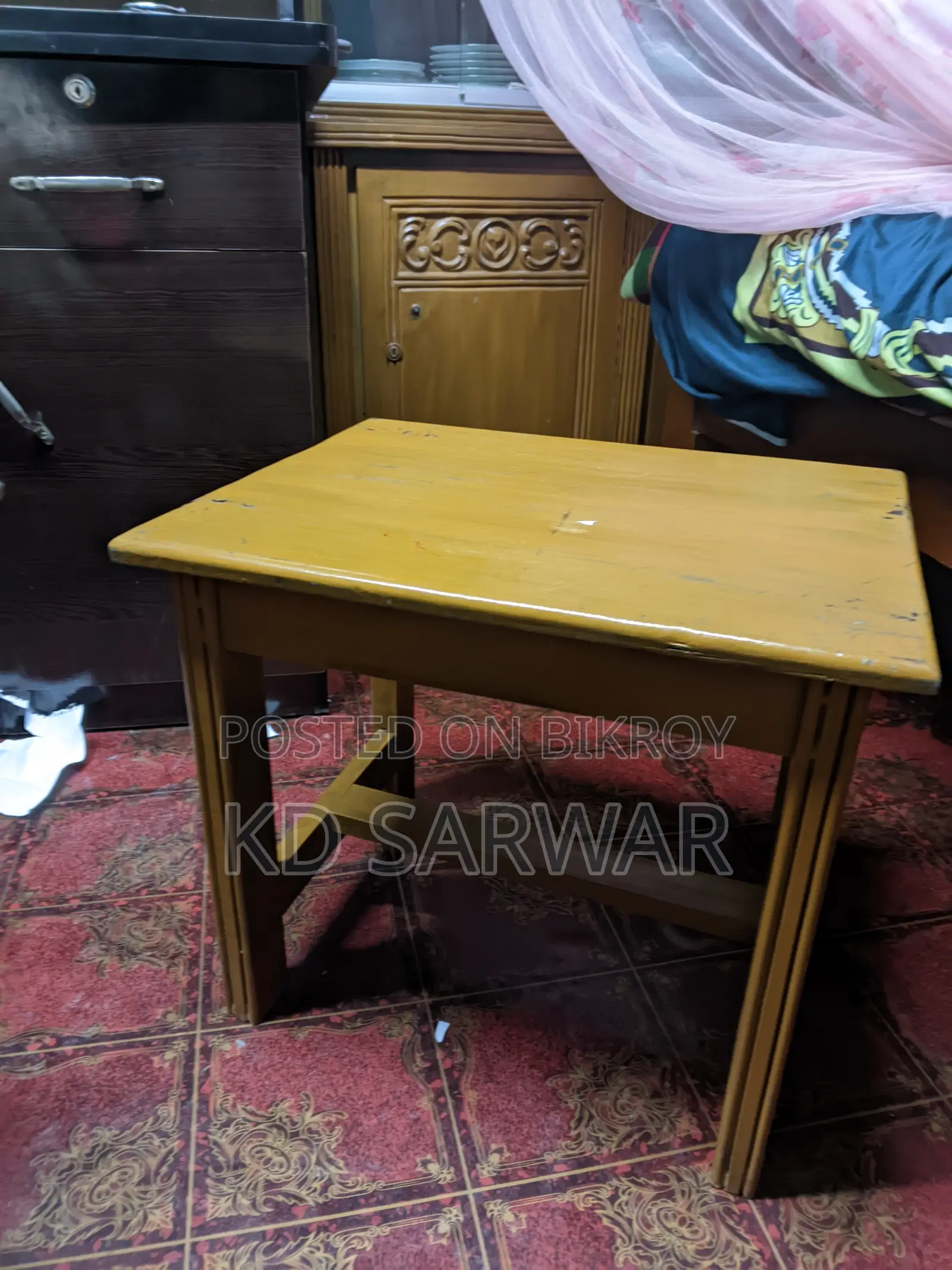 Furniture and Tea Tebol