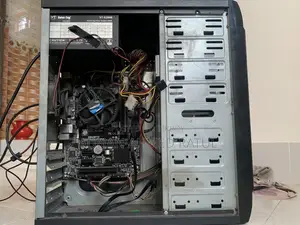 Desktop Computer Gigabyte 8GB Intel Core i7 HDD+SSD 512GB