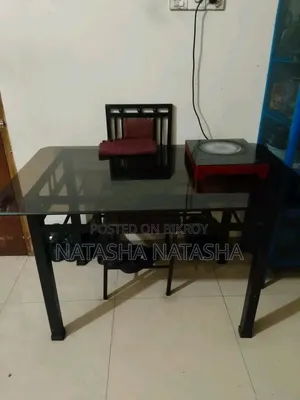 ডাইনিং টেবিল বিক্রয় হবে!