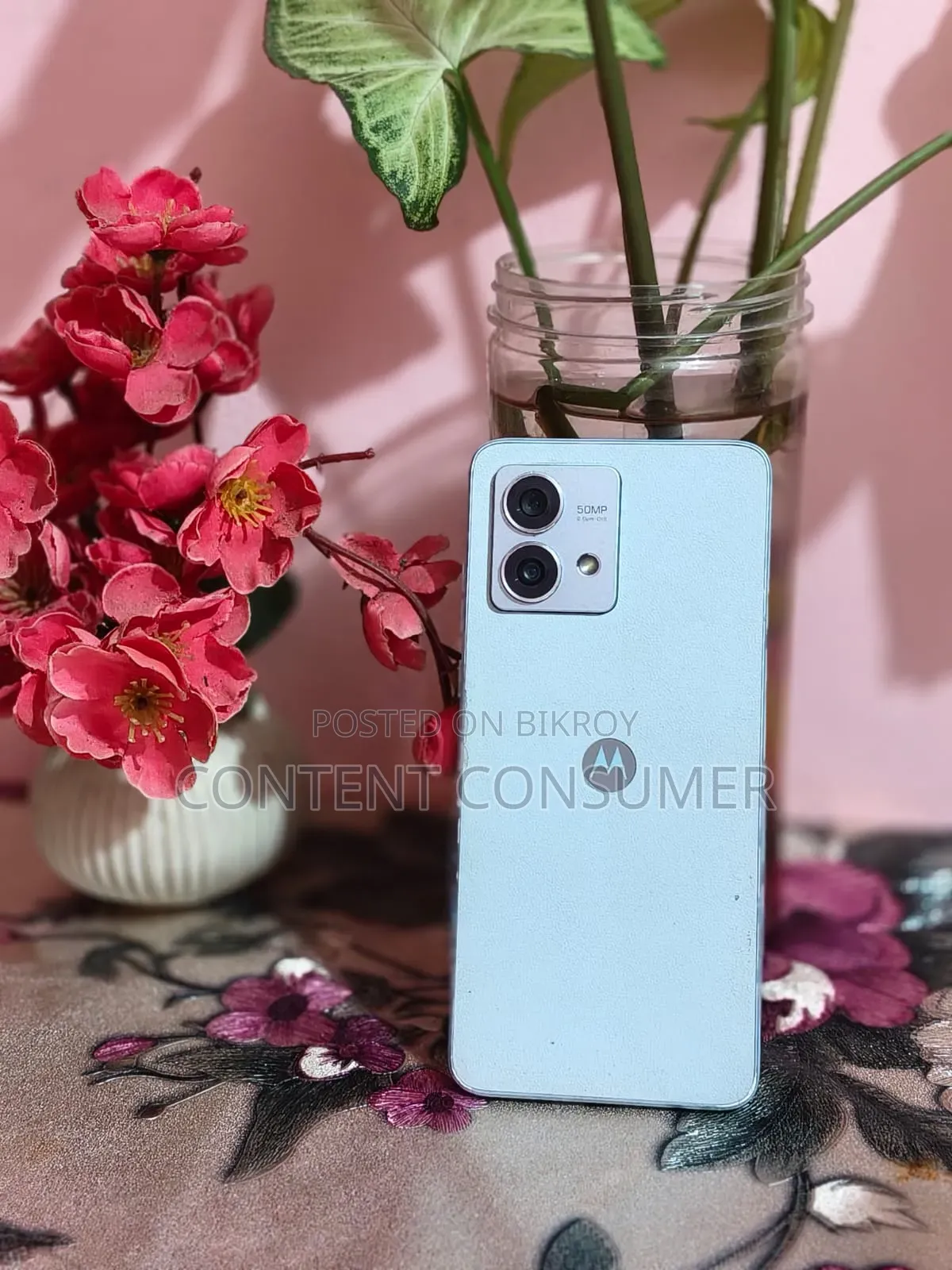মোটরোহলা মোটো জি৮৪ ২৫৬ জিবি