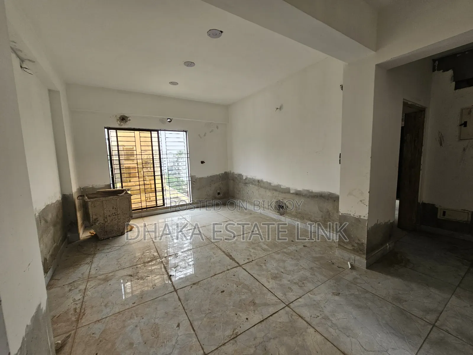3 Bedroom Apartment in Mogbazar for sale