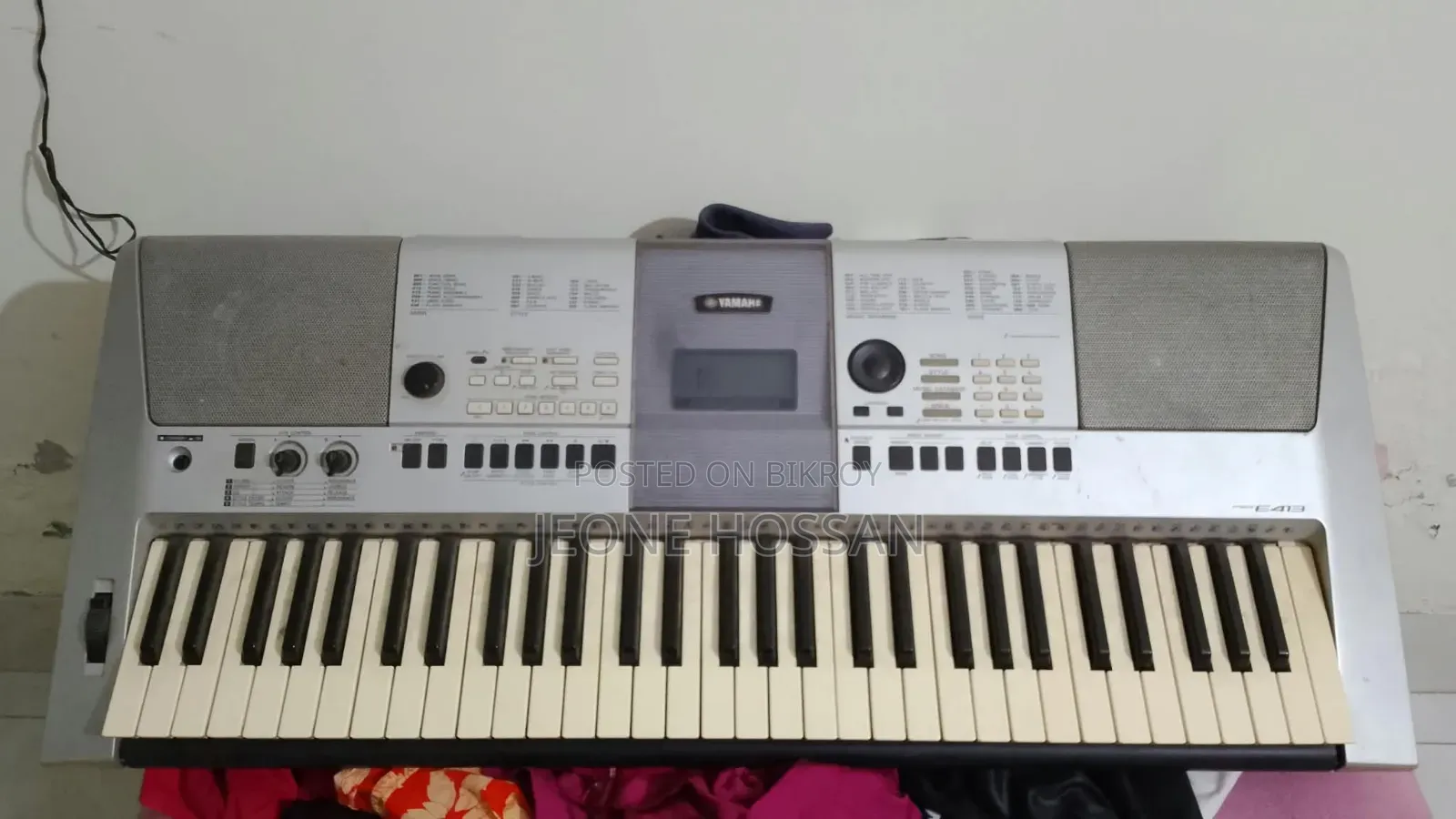 Emergency Sale: Yamaha PSR-E413 Keyboard