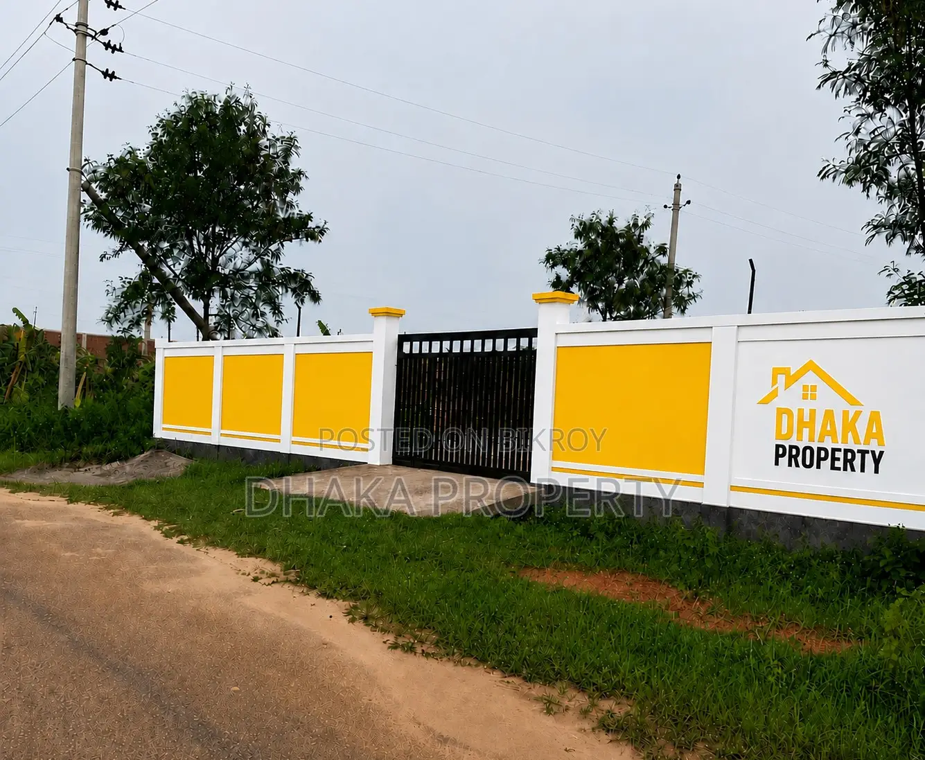 Nearby 300ft 10 Katha North at Sector-11