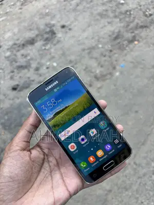 Samsung Galaxy S5 16 GB Black