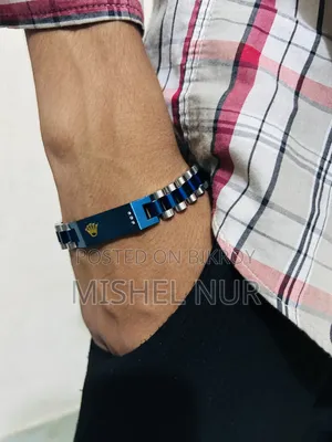 ফ্যাশন অ্যাক্সেসরিজ