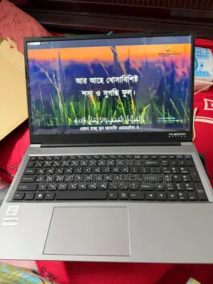 New Laptop 8GB Intel Core i7 SSD 512GB