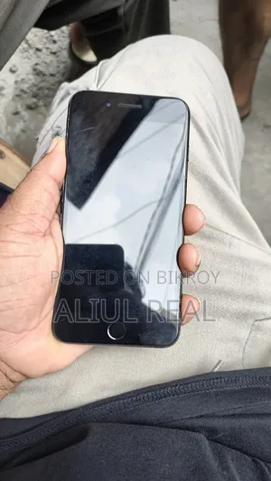 ইএল ৬৪ জিবি কালো