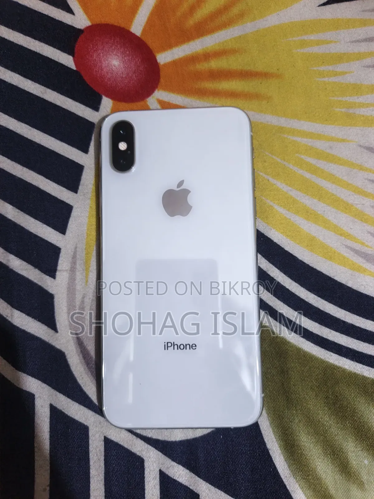 অ্যাপল আইফোন এক্সএস ২৫৬ জিবি হোয়াইট