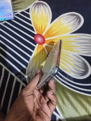 অ্যাপল আইফোন এক্সএস ২৫৬ জিবি হোয়াইট