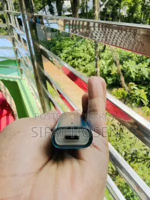 ইএল ৩২ জিবি ব্লু