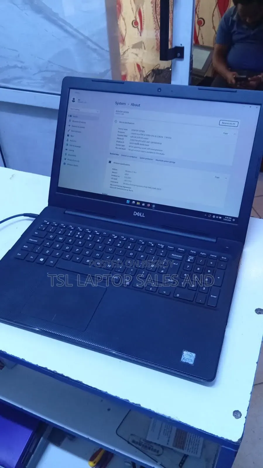 Laptop Dell Inspiron 15 3581 4GB Intel Core i3 HDD+SSD 320GB