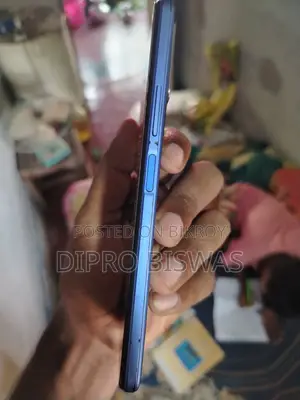 Vivo Y21 64 GB Blue