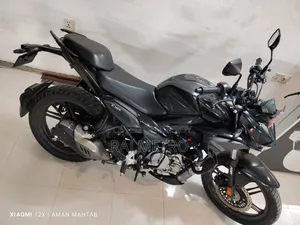 Hero Xtreme 125R 2025 Black