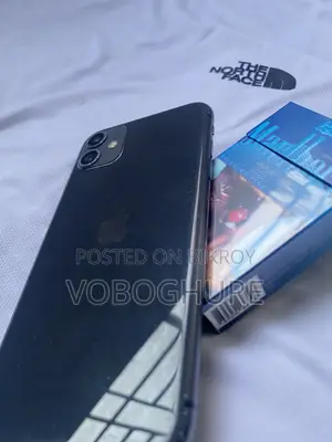 অ্যাপল আইফোন ১১ ১২৮ জিবি ব্ল্যাক