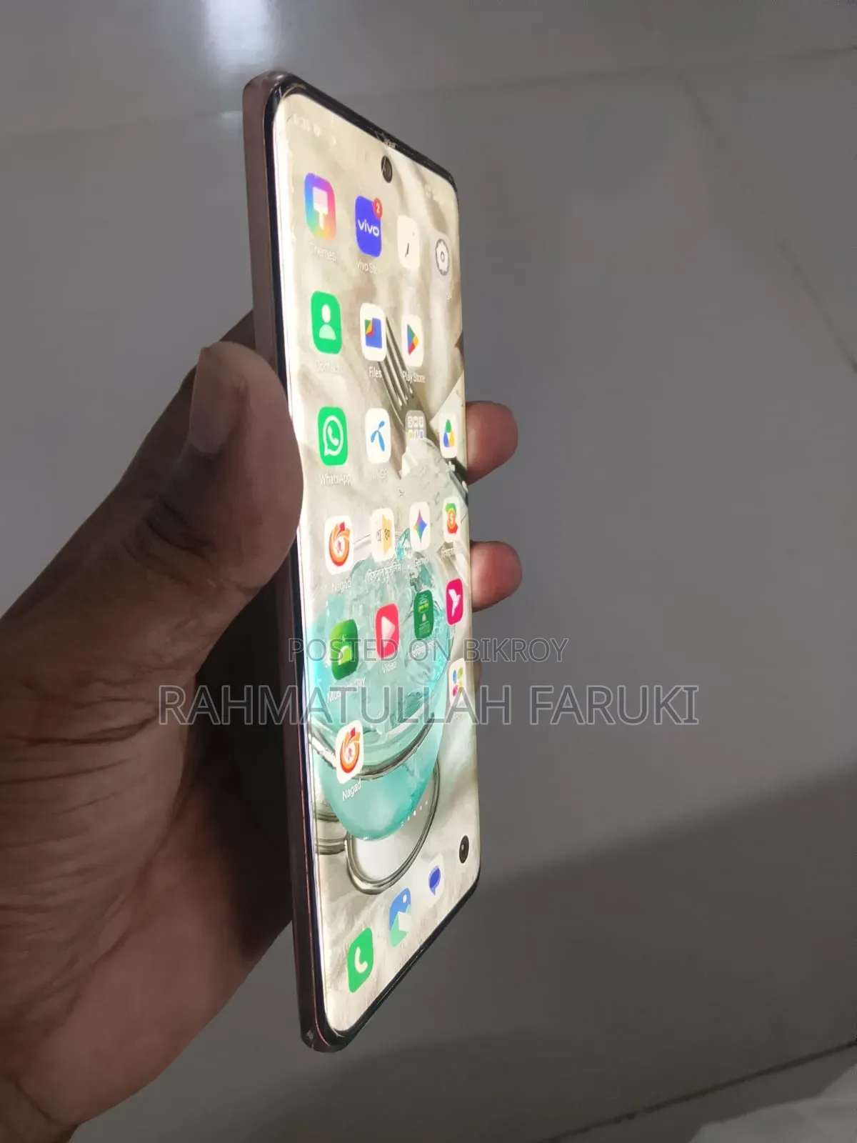 Vivo V40e 128 GB Gold