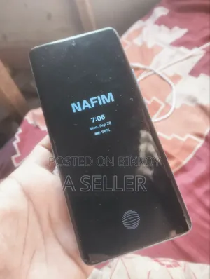 রিয়েলমি ১০ প্রো+ ১২৮ জিবি ব্ল্যাক